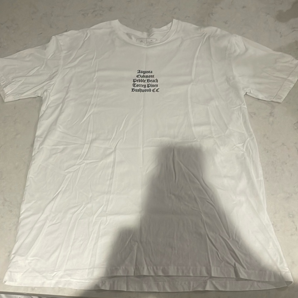 Birds of condor Augusta tshirt size XL. Color white used condition